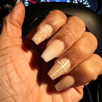 Bamboo Nails & Spa - Full set winter holiday design - Nail Salons Near Me - Dearborn Heights, Michigan Bamboo Nails & Spa - Full set winter holiday design - Nail Salons Near Me - Dearborn Heights, Michigan