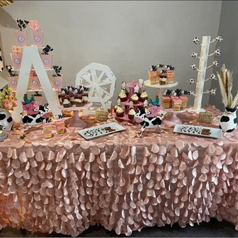 Creative Signature Cuisine - a dessert table with a cow theme - Coffee & Tea Near Me - East Moline, Illinois Creative Signature Cuisine - a dessert table with a cow theme - Coffee & Tea Near Me - East Moline, Illinois