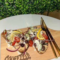 Squeezed Juice Bar - Greek goddess toast