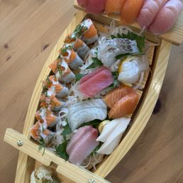 Sushi Boat for 2 Sushi Boat for 2