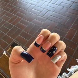 Nail Lounge - The nails I got at the nail lounge