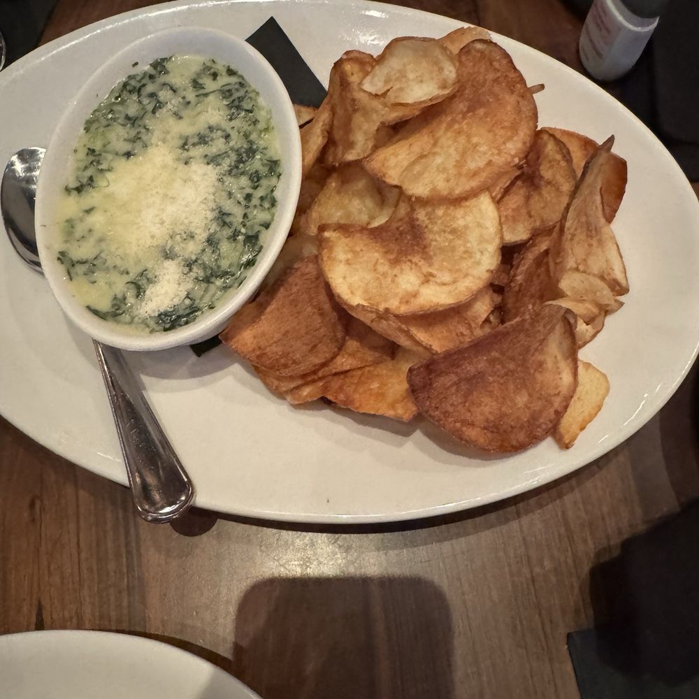 Cuts Steakhouse - Steakhouses Near Me - Suwanee, Georgia
