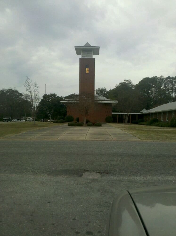 FIRST CHRISTIAN CHURCH 1609 E Ash St, Goldsboro, North Carolina Religious Organizations