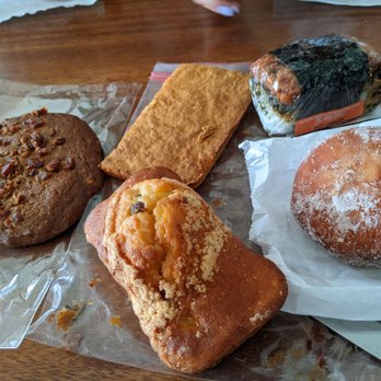 Maui Bread - Hawaiian bread, pb/bacon cookie, lilikoi mochi - Bakeries Near Me - Kihei, Hawaii Maui Bread - Hawaiian bread, pb/bacon cookie, lilikoi mochi - Bakeries Near Me - Kihei, Hawaii