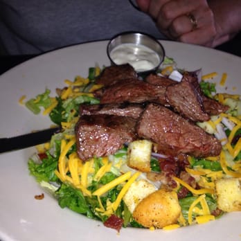Sammy G's Tavern - Tavern Salad with Sirloin - American Near Me - High Point, North Carolina Sammy G's Tavern - Tavern Salad with Sirloin - American Near Me - High Point, North Carolina