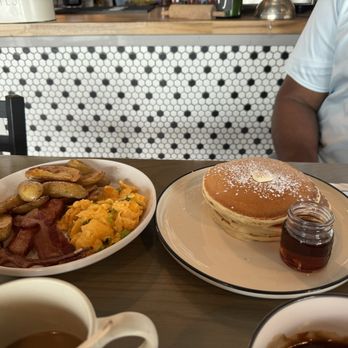 Our Nest - Breakfast & Brunch Near Me - Fullerton, California Our Nest - Breakfast & Brunch Near Me - Fullerton, California