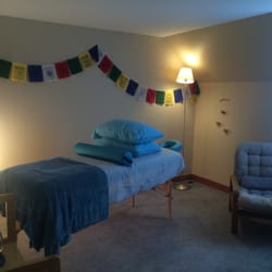 Riverbed Reiki - The peaceful treatment room.