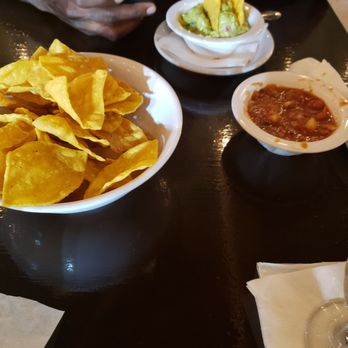 Casa Sanchez - Fresh homemade tortilla chips n salsa and guacamole. Soooooooo delicious!!!!! - Mexican Near Me - Los Angeles, California Casa Sanchez - Fresh homemade tortilla chips n salsa and guacamole. Soooooooo delicious!!!!! - Mexican Near Me - Los Angeles, California