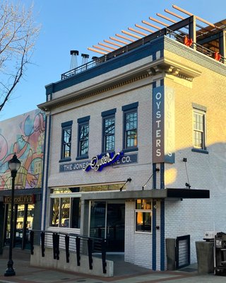 The Jones Oyster Co. by null