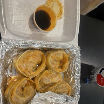 Mama's Kitchen Korean Restaurant of Frisco 한식 & 반찬 전문점 - Jumbo Kimchi & Pork Dumplings - Korean Near Me - Frisco, Texas