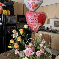 Aris Flower Shop - Bereaved Mother's Day Flowers.