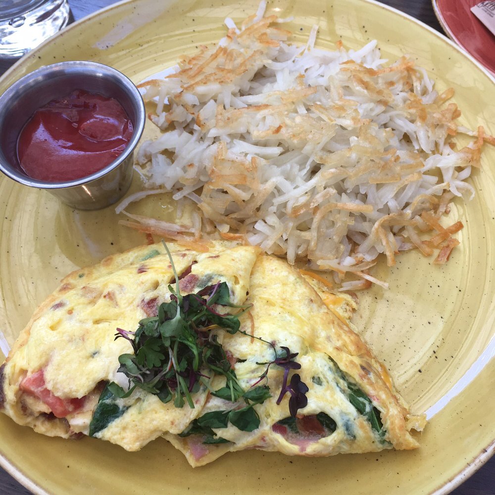 3SIXTY Bistro - Omelette and hash brown - Bars Near Me - Burlingame, California 3SIXTY Bistro - Omelette and hash brown - Bars Near Me - Burlingame, California