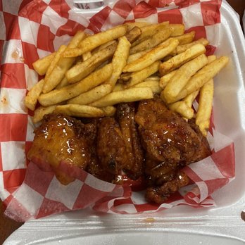 Sonya’s Edible Empire - Hot chili wings and fries - Caterers Near Me - Humble, Texas Sonya’s Edible Empire - Hot chili wings and fries - Caterers Near Me - Humble, Texas