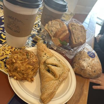 Minglewood Bake Shop - Coffee & pastries - Bakeries Near Me - Richmond, Virginia