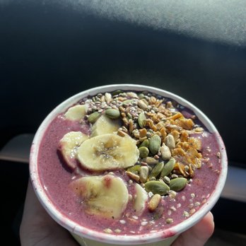 Kind Coffee - Açaí Bowl -blueberry, coconut milk, açaí, granola, seeds, banana, honey - Coffee & Tea Near Me - Estes Park, Colorado