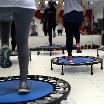 Academia Max Forma - Gyms Near Me - Rio de Janeiro, RJ