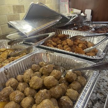 Jonna's Bar And Grill - Meatballs, pierogis, wings and bbq ribs. - Pizza Near Me - Howell, Michigan