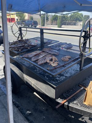 Don Pollon Food Truck Tacos, Bbq Ribs & Birria by null