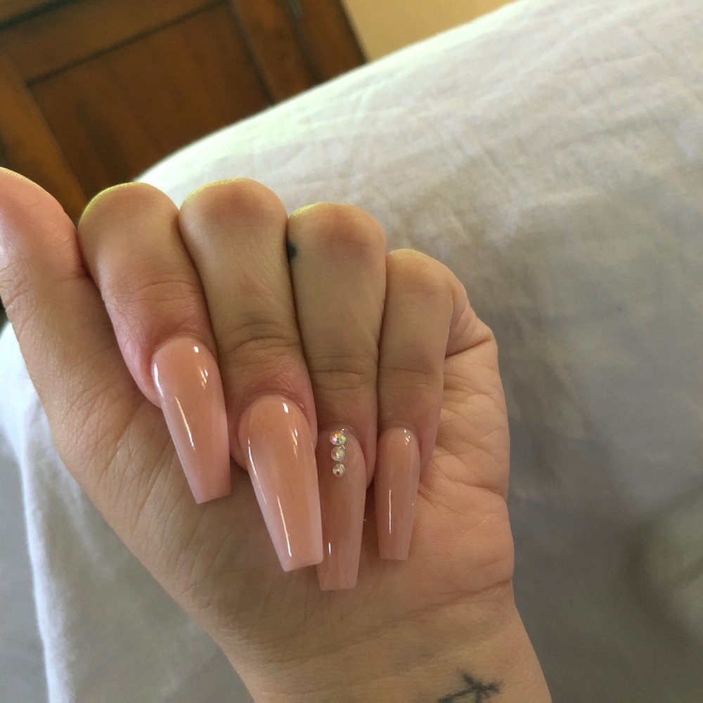 New Moon Nails - Waxing Near Me - Mesa, Arizona New Moon Nails - Waxing Near Me - Mesa, Arizona