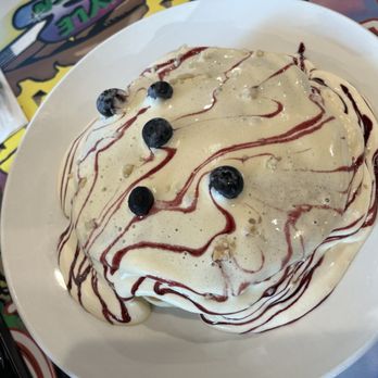 Boots & Kimo's Homestyle Kitchen - Blueberry Macadamia Nut Pancakes - Hawaiian Near Me - Kailua, Hawaii Boots & Kimo's Homestyle Kitchen - Blueberry Macadamia Nut Pancakes - Hawaiian Near Me - Kailua, Hawaii