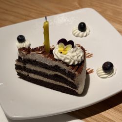 Tiramisu cake