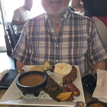 Fonda Sabaneta - Colombian Near Me - Miami, Florida