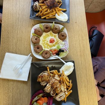 Larry & Carols Pizza - two plates of food on a table - Pizza Near Me - Pittsburgh, Pennsylvania Larry & Carols Pizza - two plates of food on a table - Pizza Near Me - Pittsburgh, Pennsylvania