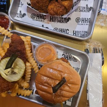 Houston TX Hot Chicken - Chicken Shop Near Me - Houston, Texas Houston TX Hot Chicken - Chicken Shop Near Me - Houston, Texas
