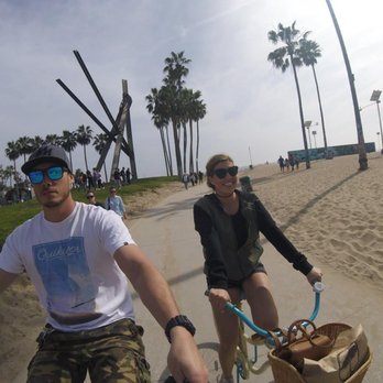 Venice Beach Boardwalk - Beach Cruising on the Board walk. - Beaches Near Me - Venice, California Venice Beach Boardwalk - Beach Cruising on the Board walk. - Beaches Near Me - Venice, California