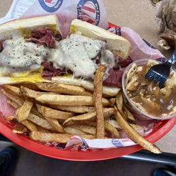 Peachtree Pastrami (PT), French Fries, Pasta Salad Peachtree Pastrami (PT), French Fries, Pasta Salad