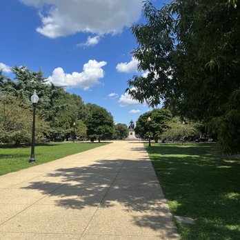 Lincoln Park - Lincoln Park - Parks Near Me - Washington, DC, District of Columbia