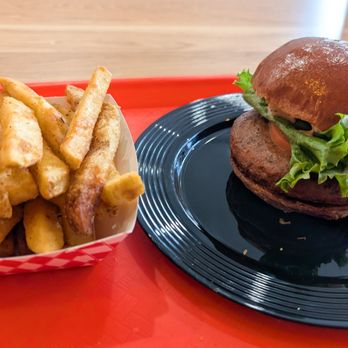 Mr Mushroom Burger Farm - Champignon burger and fries - Burgers Near Me - Pasadena, California Mr Mushroom Burger Farm - Champignon burger and fries - Burgers Near Me - Pasadena, California