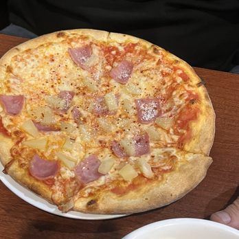 Mario's Pizzeria - Hawaiian - Pizza Near Me - Louisburg, North Carolina Mario's Pizzeria - Hawaiian - Pizza Near Me - Louisburg, North Carolina