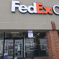 FedEx Office Print & Ship Center - FRONT  DOOR