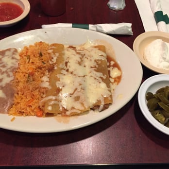 El Patron - Enchiladas with sour cream & jalapeños on the side - Mexican Near Me - Chalmette, Louisiana