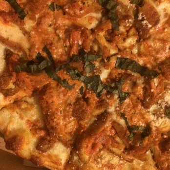 Krave It Pizza & Sandwich Joint - Chicken vodka 12 inch pie - Sandwiches Near Me - Bayside, New York
