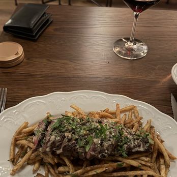 Mill Iron 4 - The steak and frites. Absolutely top notch - Smokehouse Near Me - Louisville, Kentucky