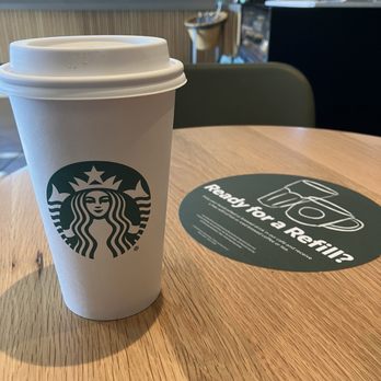 Starbucks - grande Caramel Macchiato - Coffee & Tea Near Me - Lynnwood, Washington
