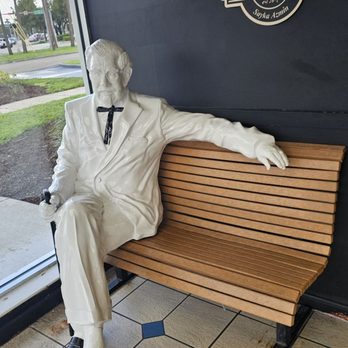 KFC - Fast Food Near Me - North Miami Beach, Florida