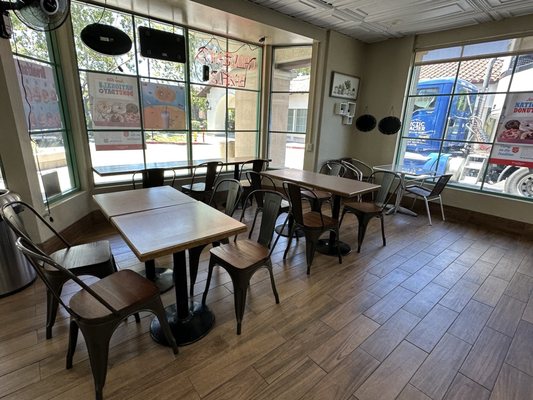 Delicious Donuts & Bagels by null