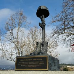Veterans Memorial Park - Veterans Memorial Park in December 2024