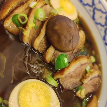 Kin Dee - Slow cooked duck breast noodle soup - Thai Near Me - Houston, Texas