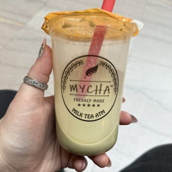 Chicago Union Station - Matcha tea from the Mycha vending machine - Train Stations Near Me - Chicago, Illinois Chicago Union Station - Matcha tea from the Mycha vending machine - Train Stations Near Me - Chicago, Illinois