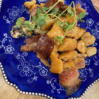 Queens Breakfast Cocktails - Sweet potato gnocchi with bacon - Cocktail Bars Near Me - Calgary, Alberta Queens Breakfast Cocktails - Sweet potato gnocchi with bacon - Cocktail Bars Near Me - Calgary, Alberta