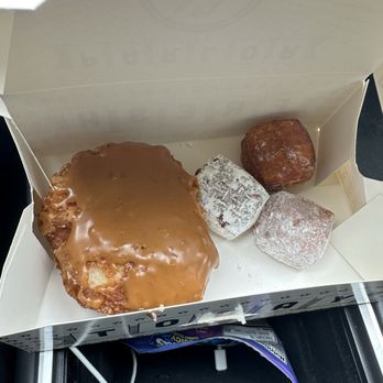 Parlor Doughnuts - Donuts Near Me - Laguna Niguel, California