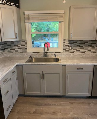 Expert Kitchen Remodeling - At TJ’s Handyman Services, we specialize in high-quality kitchen remodels designed to enhance both the beauty and functionality of your home. With over 20 years of experience and 13 years in business, we have the expertise to bring your dream kitchen to life. Whether you're looking to update your cabinets, install new countertops, upgrade your flooring, or completely redesign your space, we handle every detail with precision and care. Our team is licensed and insured, ensuring a smooth and stress-free remodeling process. We use top-quality materials and expert craftsmanship to create a kitchen that not only looks stunning but also stands the test of time. Plus, we back our work with a 1-year warranty for added peace of mind. Trust TJ’s Handyman Services to transform your kitchen into a space that is both stylish and functional. Contact us today for a free estimate and let’s start building the kitchen you’ve always wanted! Expert Kitchen Remodeling - At TJ’s Handyman Services, we specialize in high-quality kitchen remodels designed to enhance both the beauty and functionality of your home. With over 20 years of experience and 13 years in business, we have the expertise to bring your dream kitchen to life. Whether you're looking to update your cabinets, install new countertops, upgrade your flooring, or completely redesign your space, we handle every detail with precision and care. Our team is licensed and insured, ensuring a smooth and stress-free remodeling process. We use top-quality materials and expert craftsmanship to create a kitchen that not only looks stunning but also stands the test of time. Plus, we back our work with a 1-year warranty for added peace of mind. Trust TJ’s Handyman Services to transform your kitchen into a space that is both stylish and functional. Contact us today for a free estimate and let’s start building the kitchen you’ve always wanted!