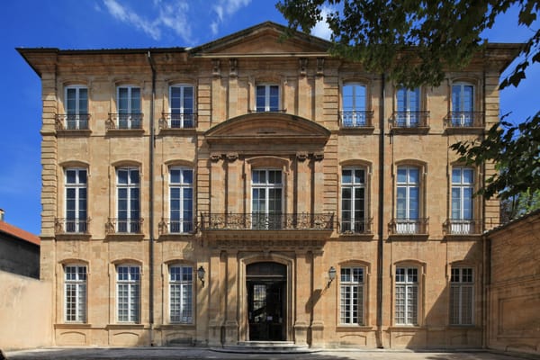 Hôtel de Caumont by null