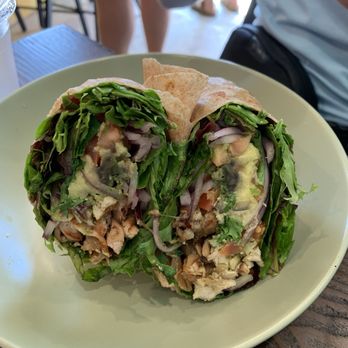 El Huarique - Rotisserie Chicken Sandwich - Peruvian Near Me - Venice, California