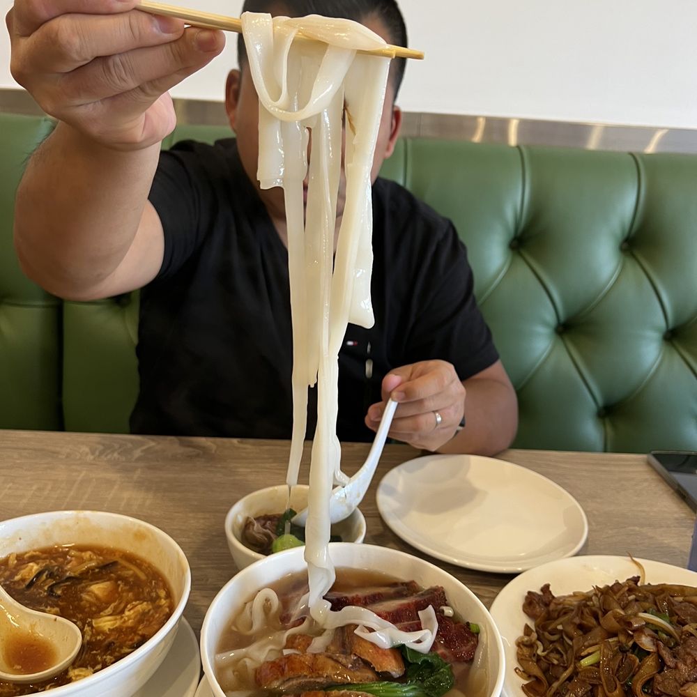 HK BBQ House - Flat noodle soup instead of egg noodles - Cantonese Near Me - Riverside, California HK BBQ House - Flat noodle soup instead of egg noodles - Cantonese Near Me - Riverside, California