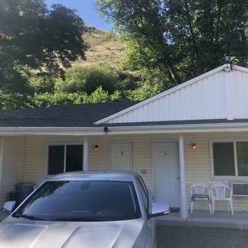 Salmon River Motel - Hotels Near Me - Riggins, Idaho Salmon River Motel - Hotels Near Me - Riggins, Idaho